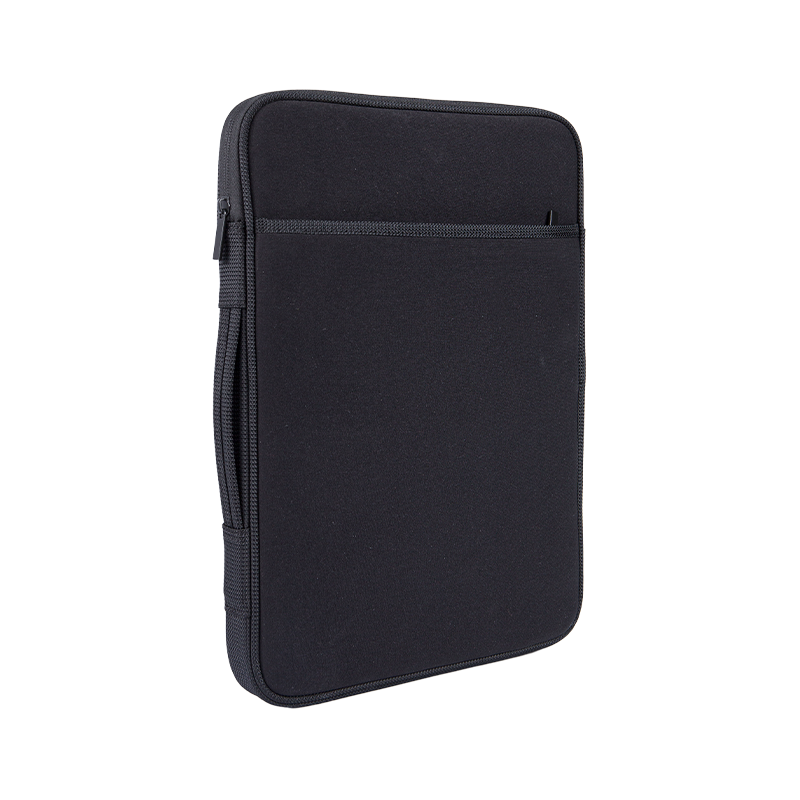 Rukáv na čierny notebook